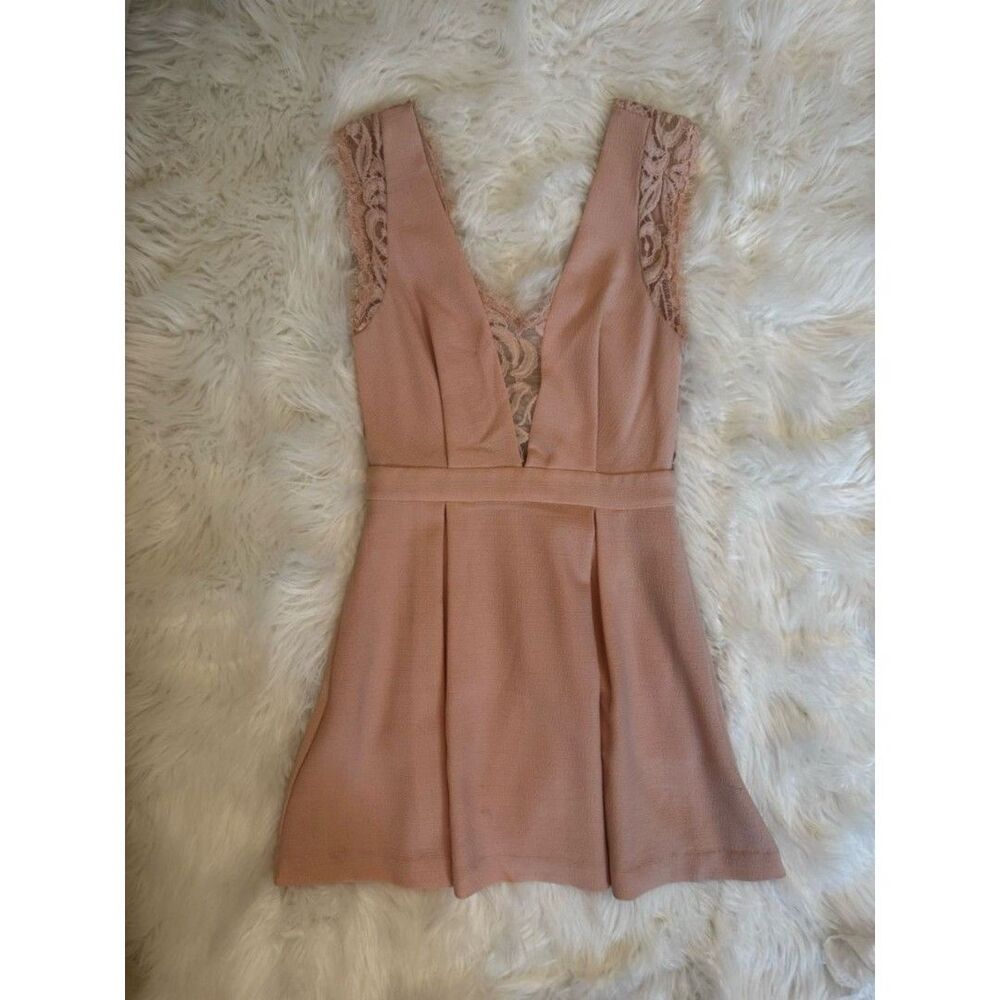 BCBGENERATION Sleeveless Lace-Trim V-Back Mini Dress in Blush - Picture 2 of 12
